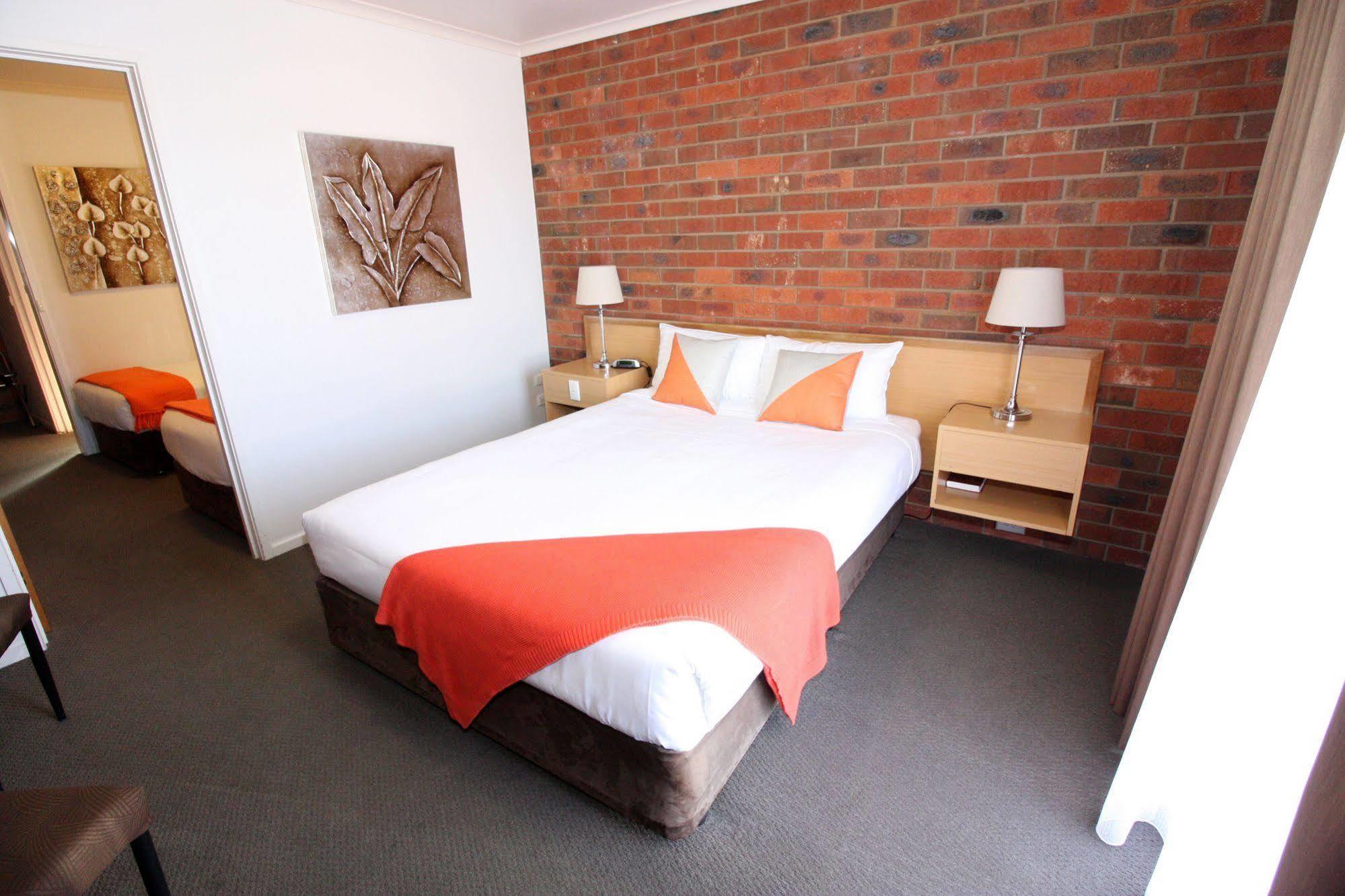 Pevensey Motor Lodge Эчука Экстерьер фото