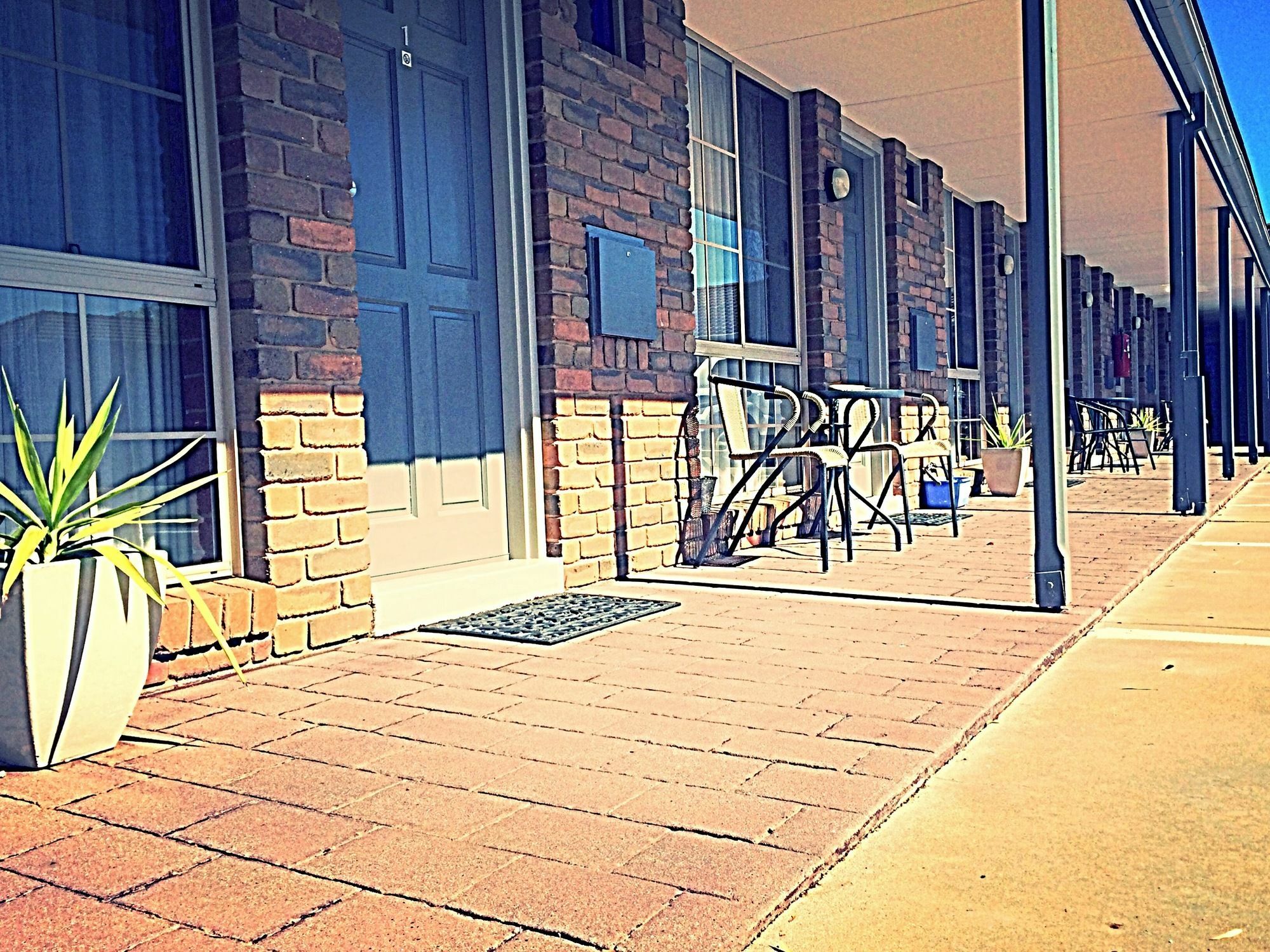 Pevensey Motor Lodge Эчука Экстерьер фото